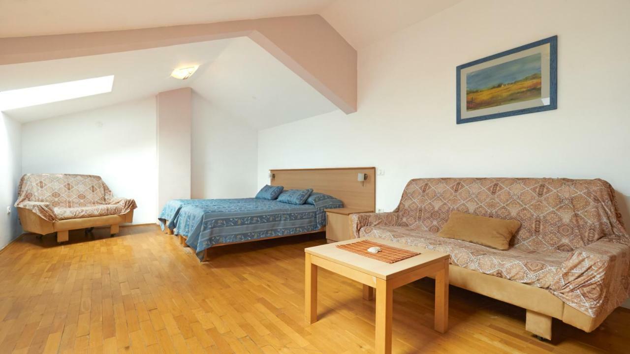 אומאג Villa Punta מראה חיצוני תמונה