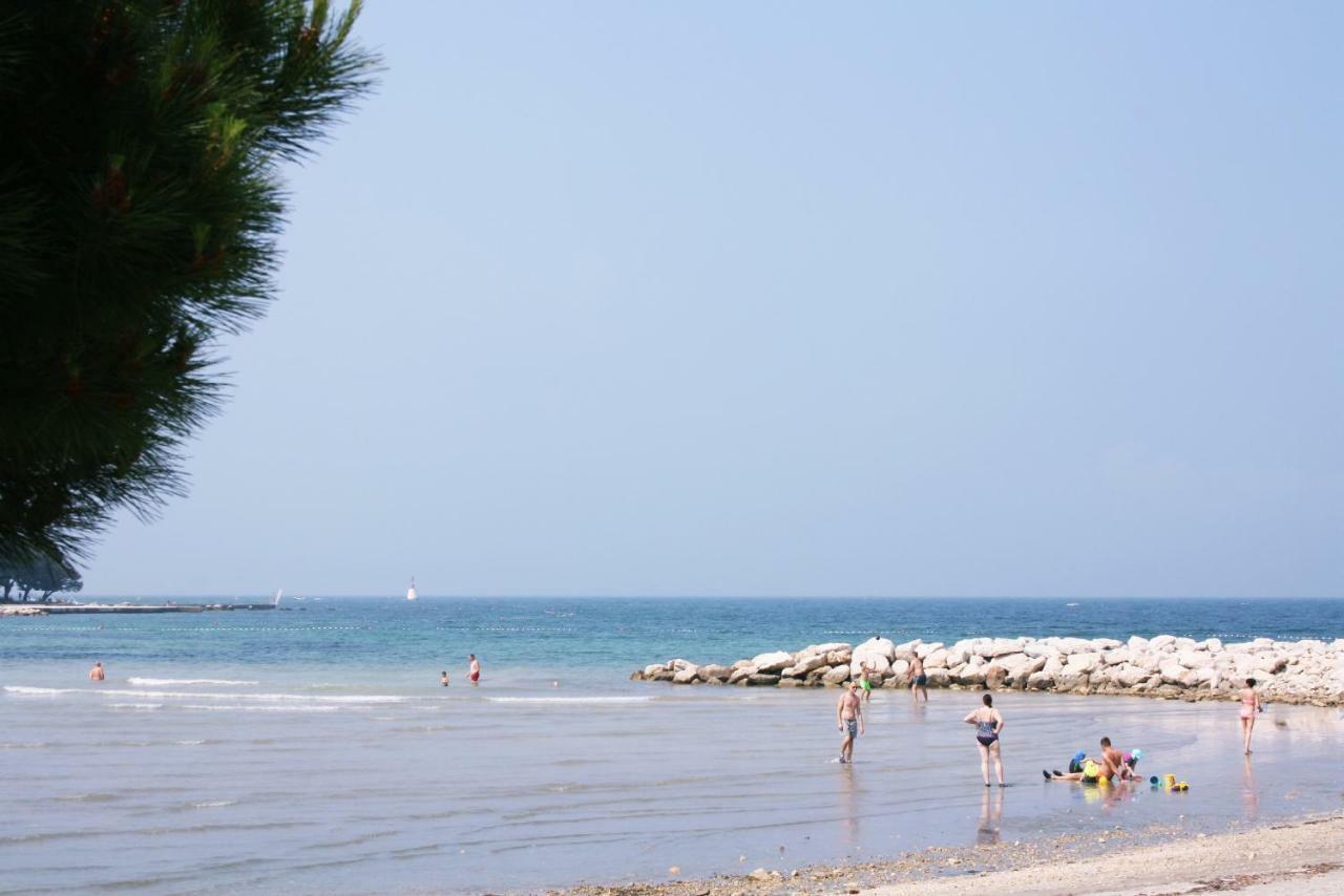 אומאג Villa Punta מראה חיצוני תמונה